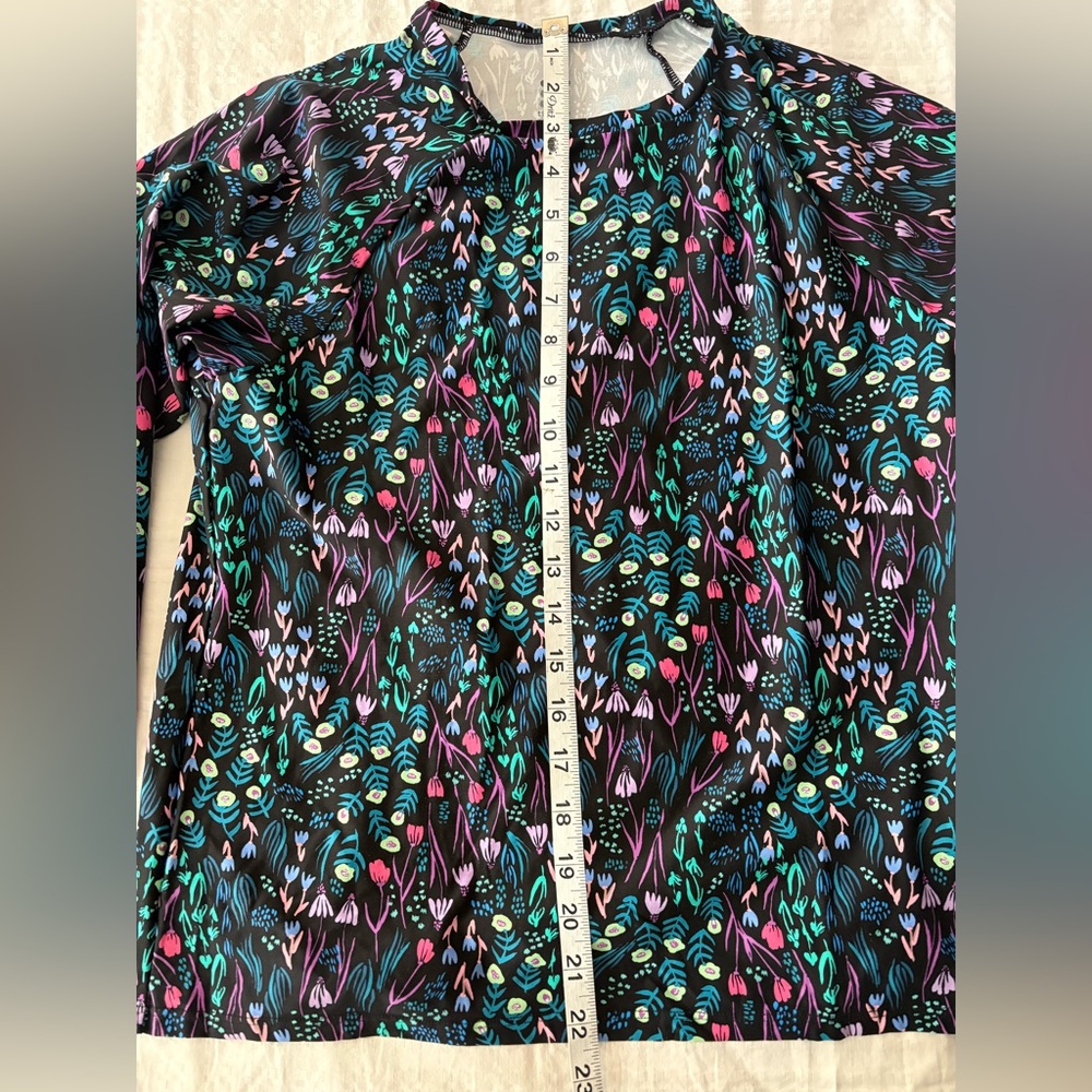 Title Nine Aquatic Life Rashguard - Picture 9 of 14